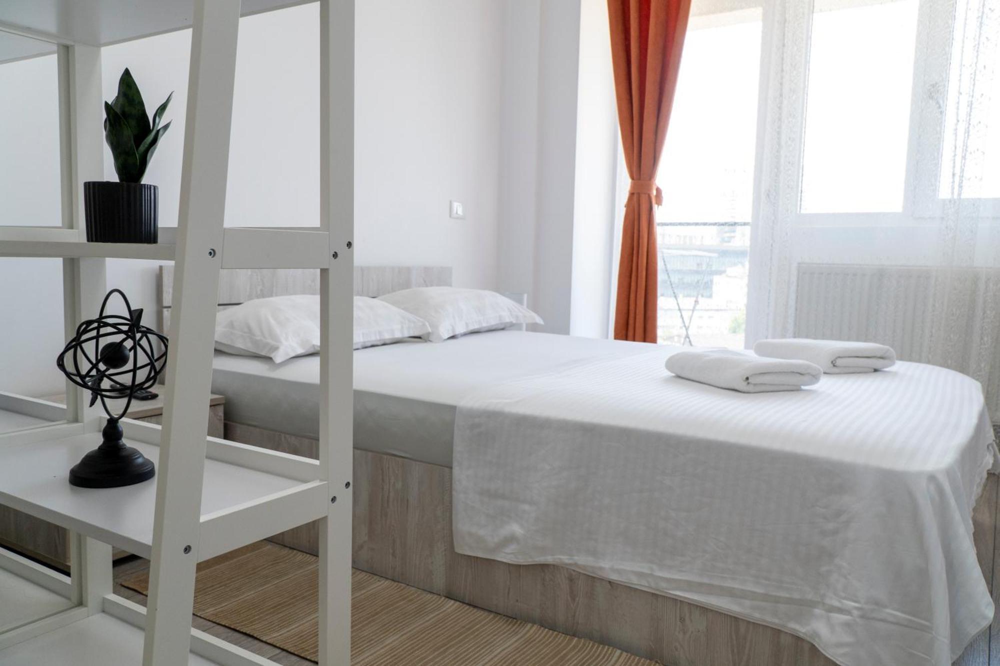 Center Apartment Palas Mall View Iasi Exterior photo